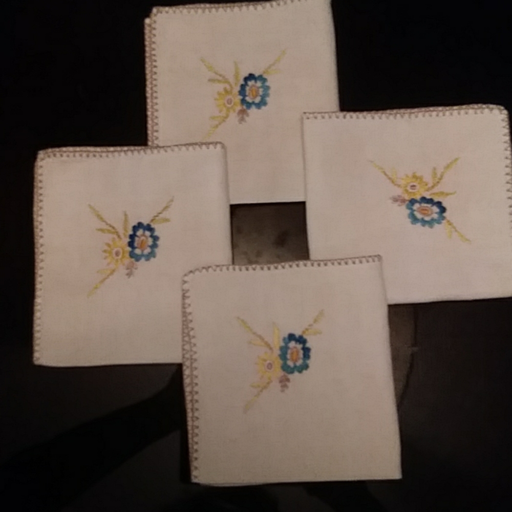 Vintage embroidered cloth napkins